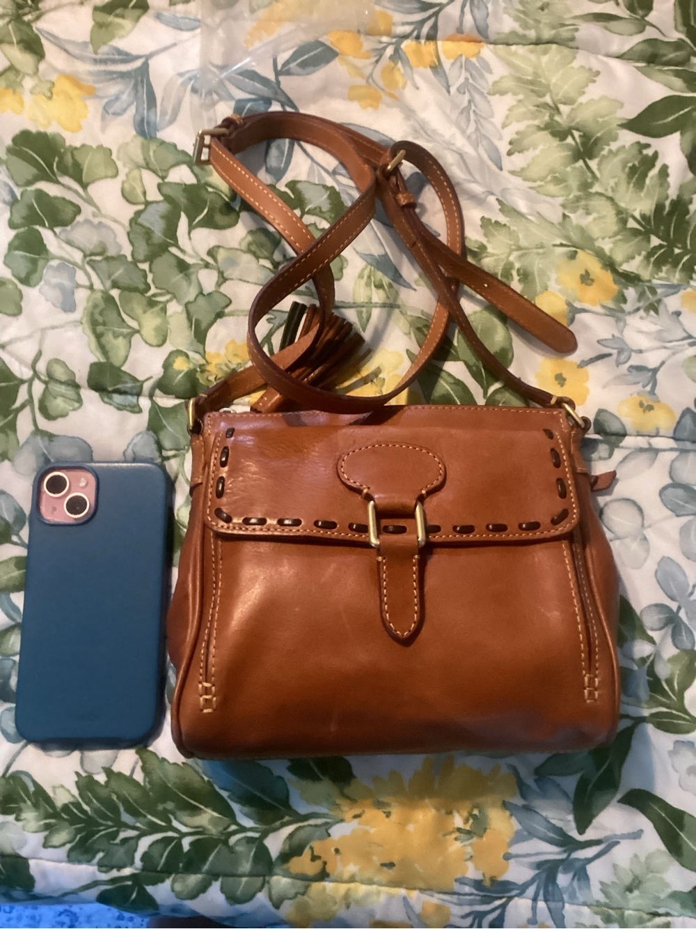 Dooney & Bourke Florentine Bristol Crossbody Natural Leather EUC